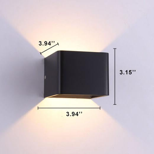 LuminSquare - Kvadratisk Mini Væglampe i Aluminium