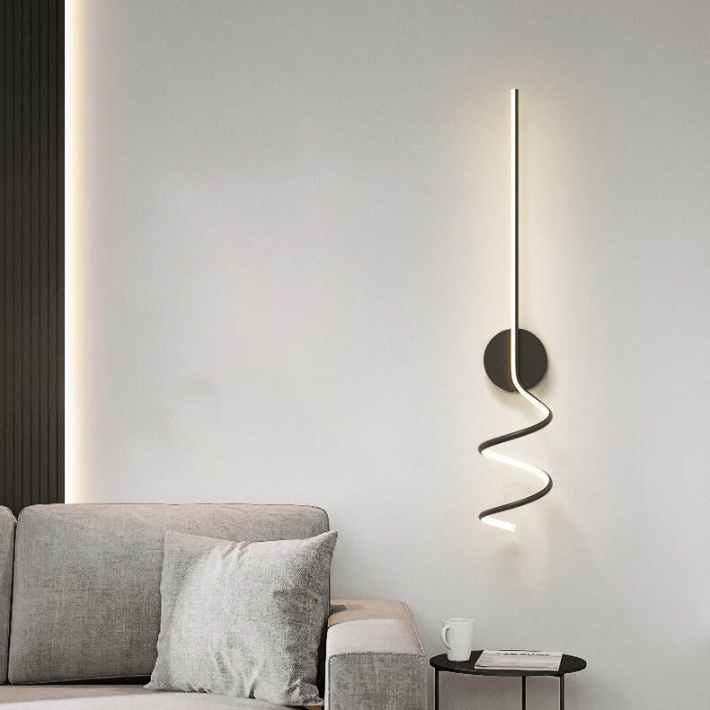 GlowWave - Strømlinet LED væglampe med bue-design