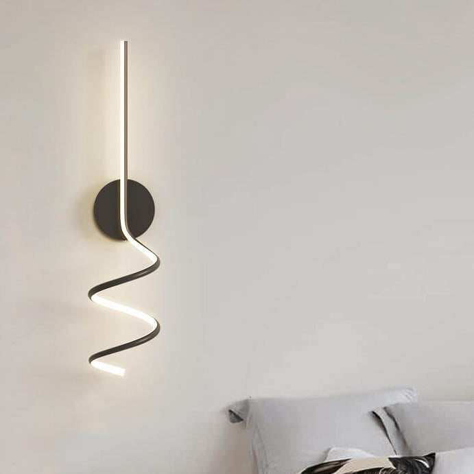 GlowWave - Strømlinet LED væglampe med bue-design