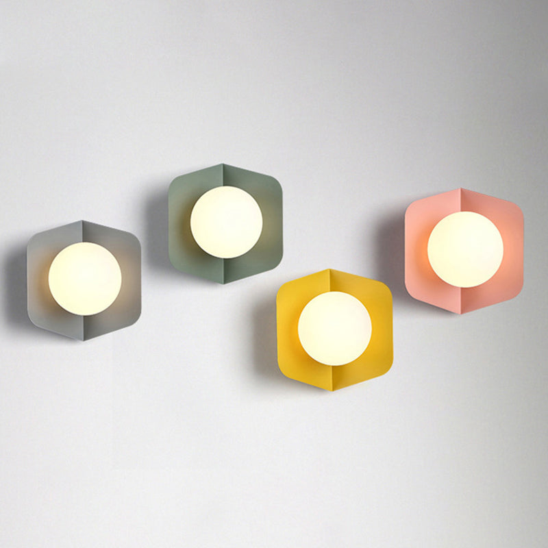 Macaroon – Moderne Væglampe med Glas Hætte