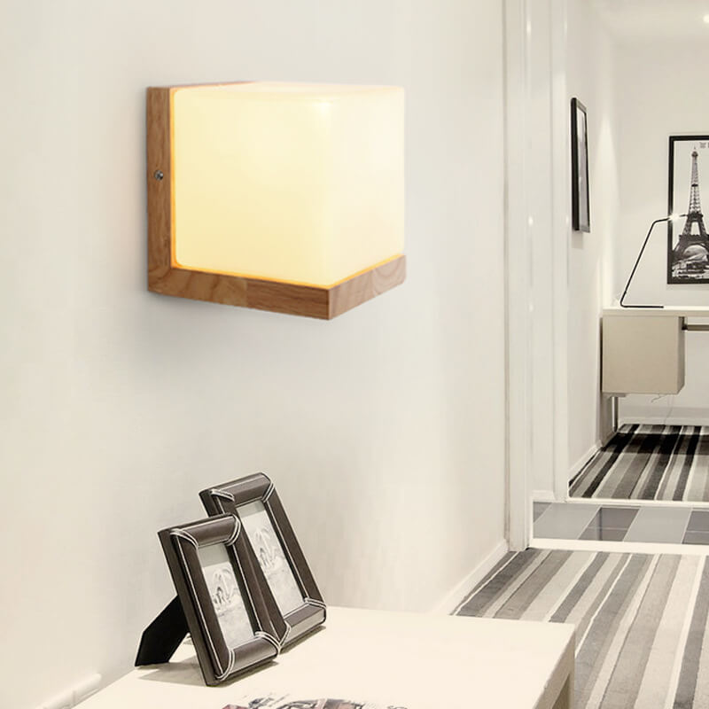 EcoChic Kubus Væglampe – Bæredygtig & Moderne Design