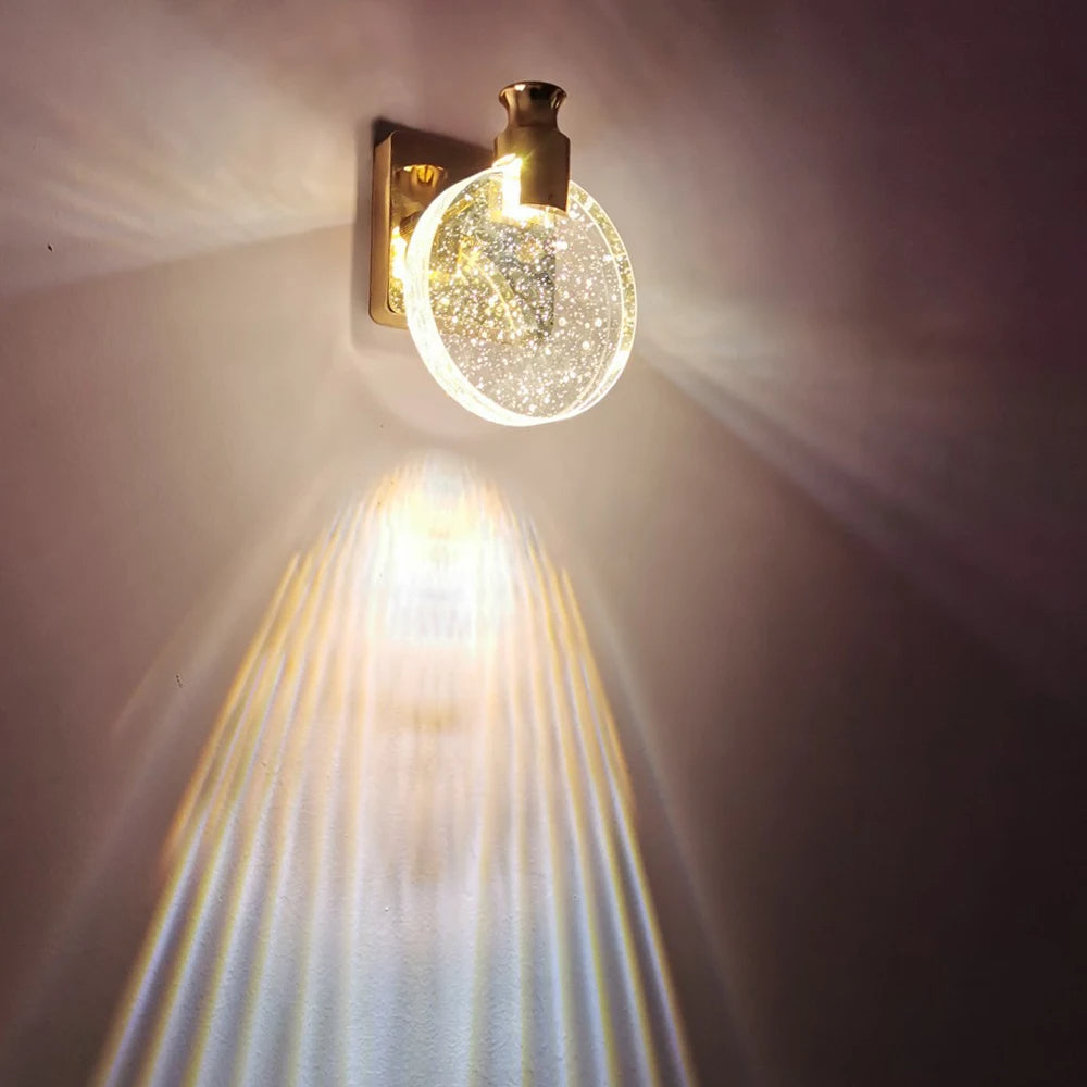 LuxeCircle Væglampe – Elegant og Moderne væglampe
