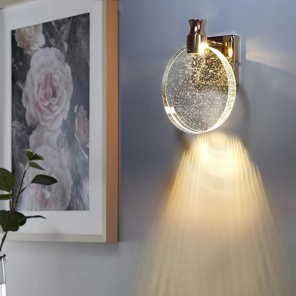 LumièreCéleste – Elegant Guld Væglampe til Atmosfærisk Indretning