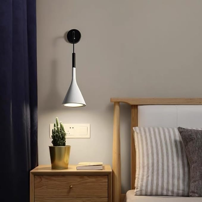 OrchidGlow Væglampe – Skandinavisk Design for Elegant Belysning