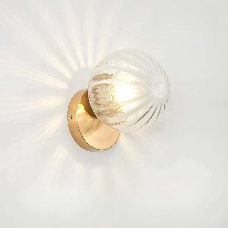 GleamGold - Luksus Guld Væglampe med Glas