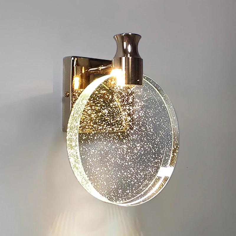 LumièreCéleste – Elegant Guld Væglampe til Atmosfærisk Indretning