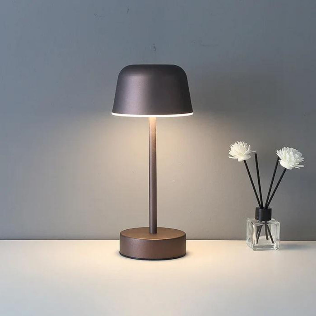 Lampa NovaGlow – Bezprzewodowa lampa stołowa z regulowanym oświetleniem LED
