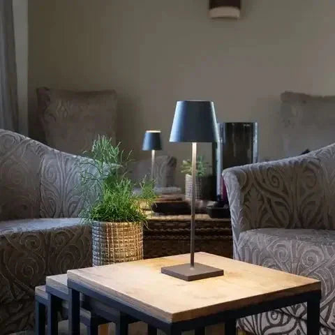 Nordiclight – Bezprzewodowa ładowalna lampa stołowa w nowoczesnym nordyckim stylu