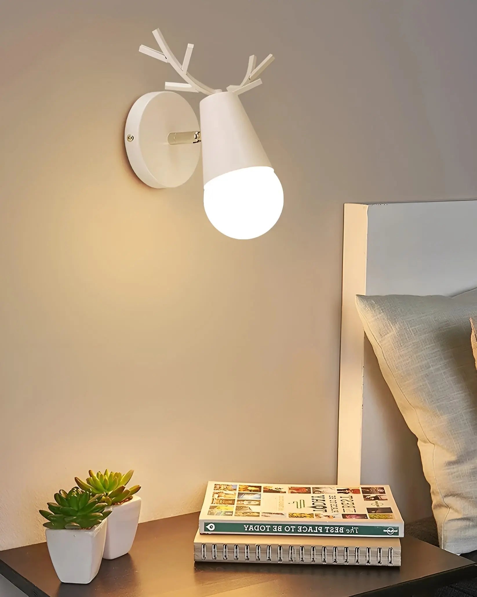 Nordic Glow Geweile LED Væglampe – Elegant & Energiebesparende Design