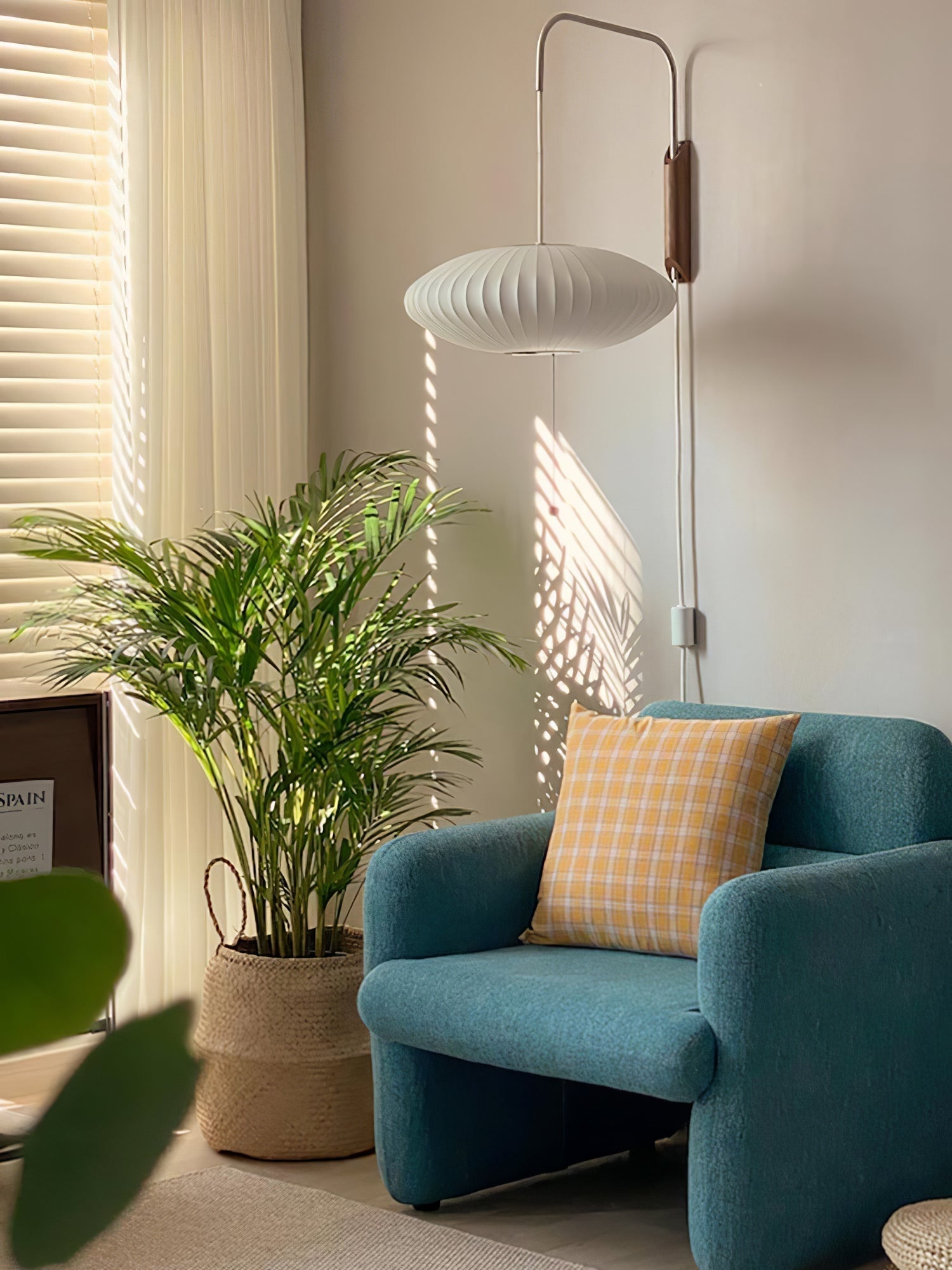 Nelson Glow – Elegant Væglampe i Moderne Design til Stue, Soveværelse og Gang