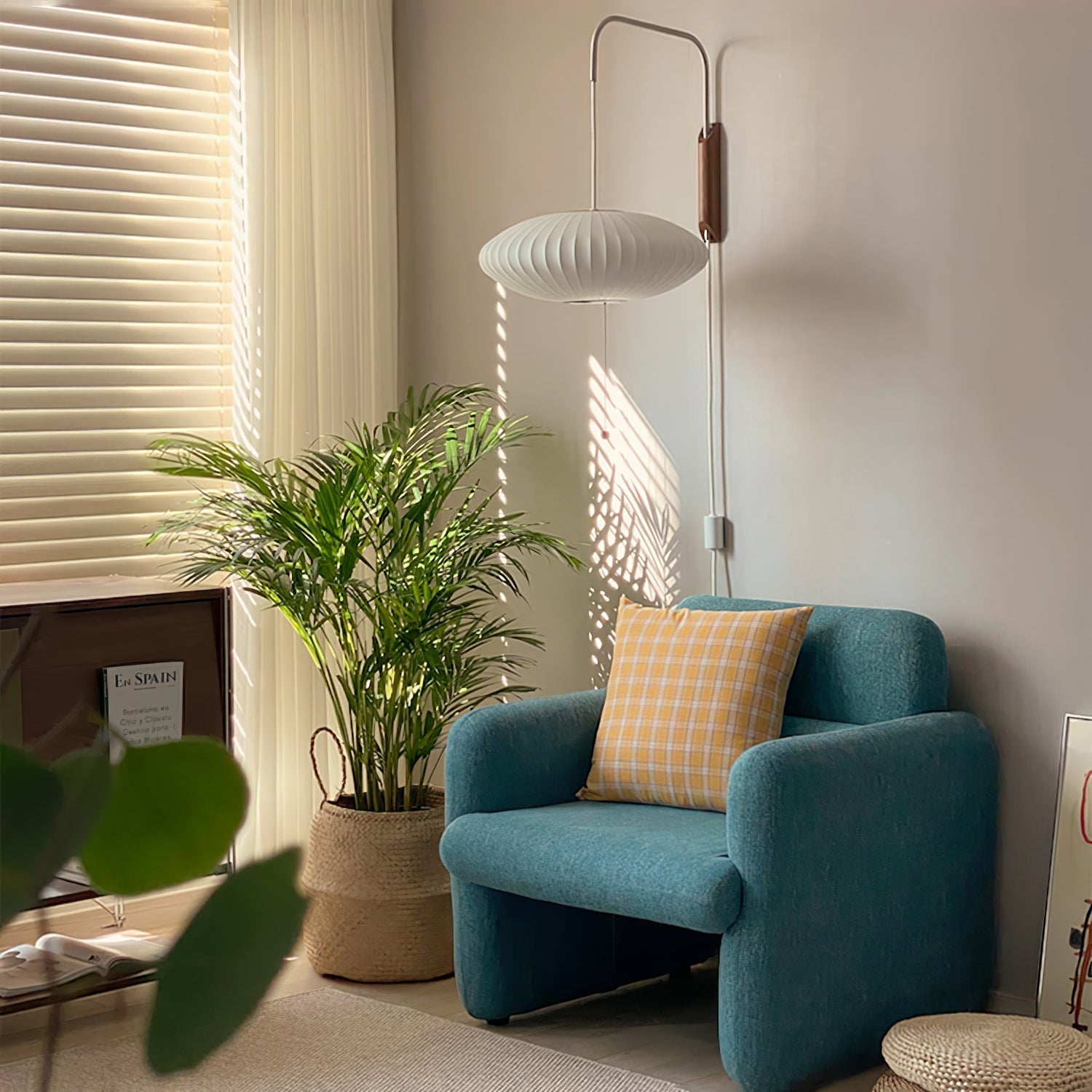 Nelson Glow – Elegant Væglampe i Moderne Design til Stue, Soveværelse og Gang