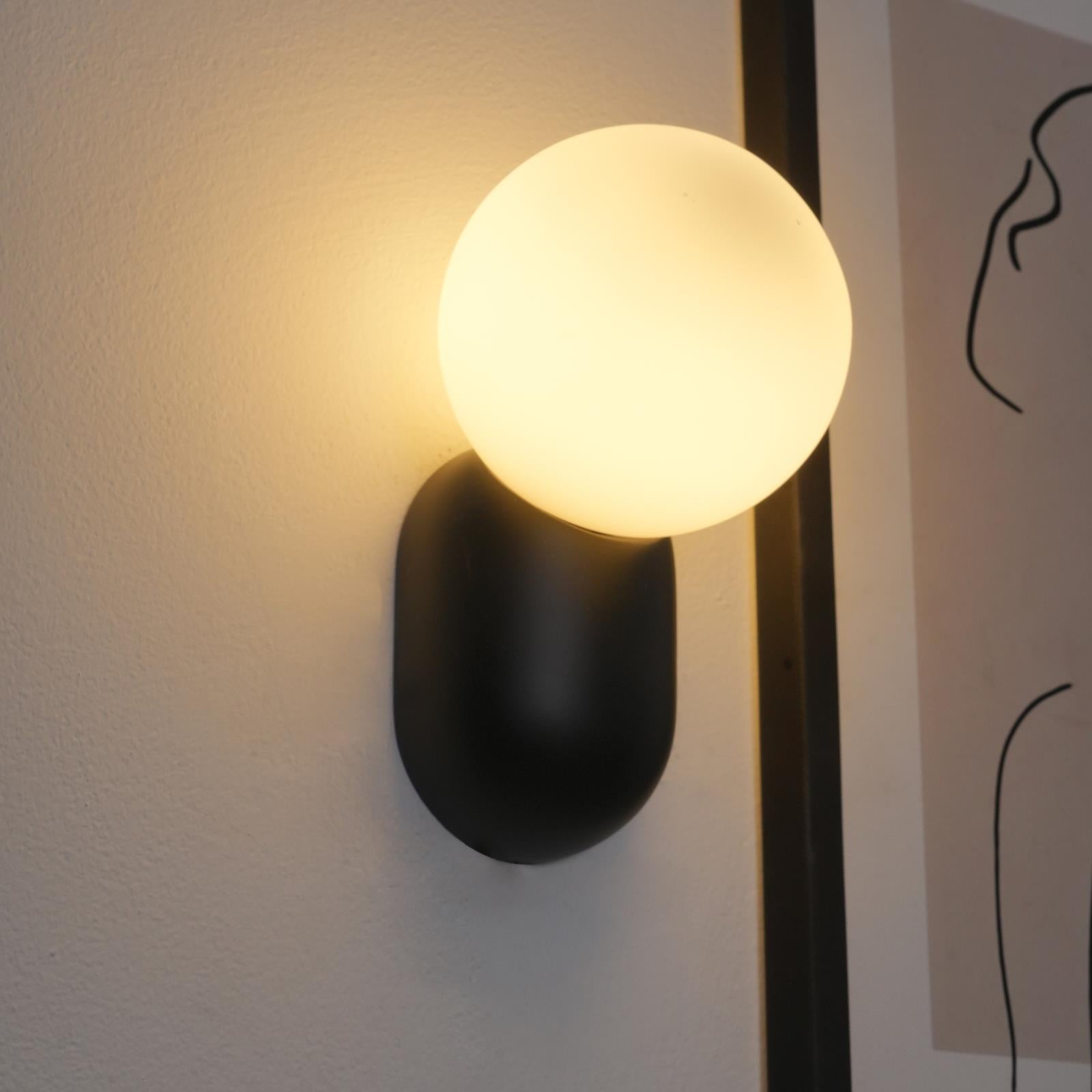 ChicGlow Resin Stiklampe – Elegance og Energieffektivitet i Én