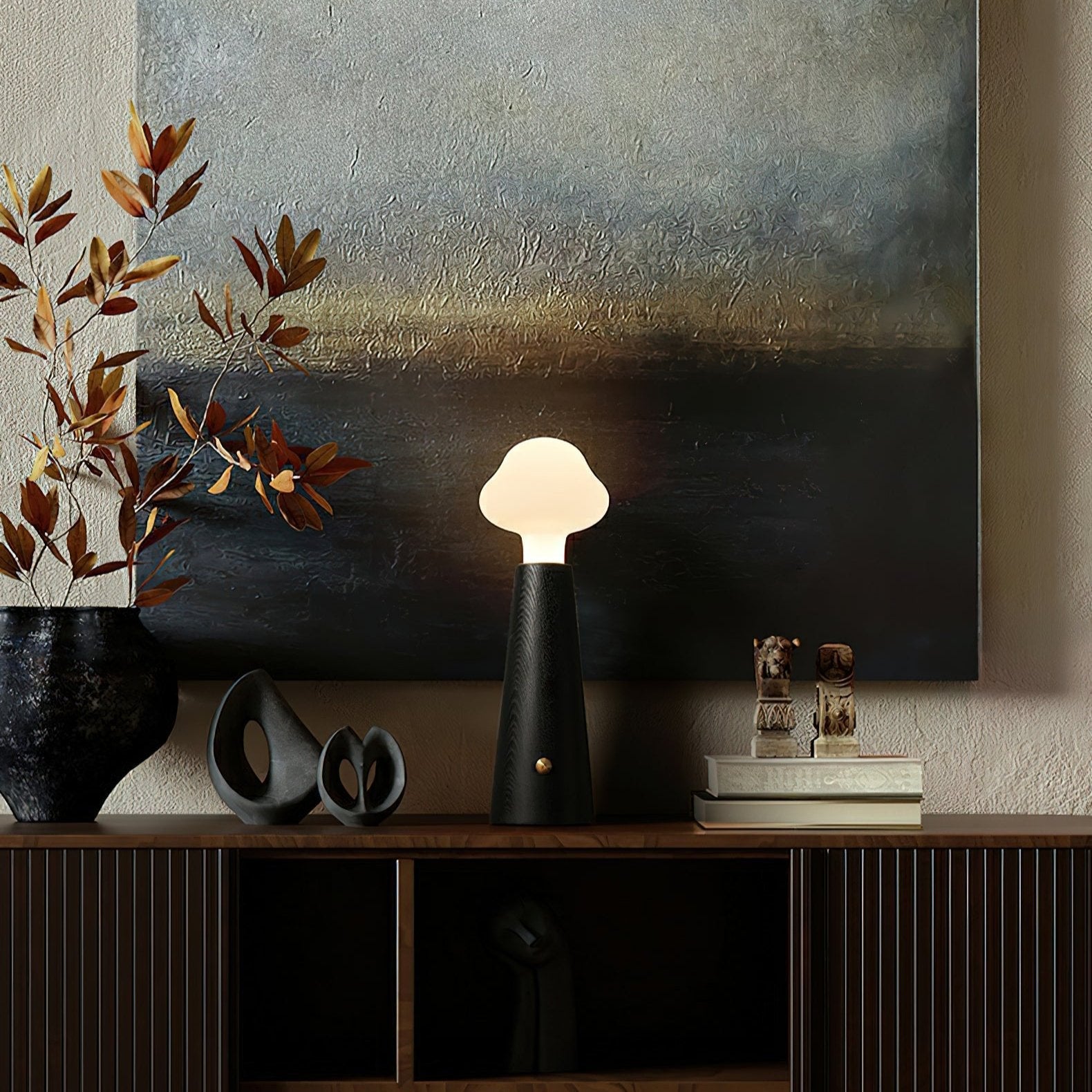 Cloudlet Glow – Blød og Elegant Bordlampe i Skyinspireret Design til Hygge og Moderne Indretning
