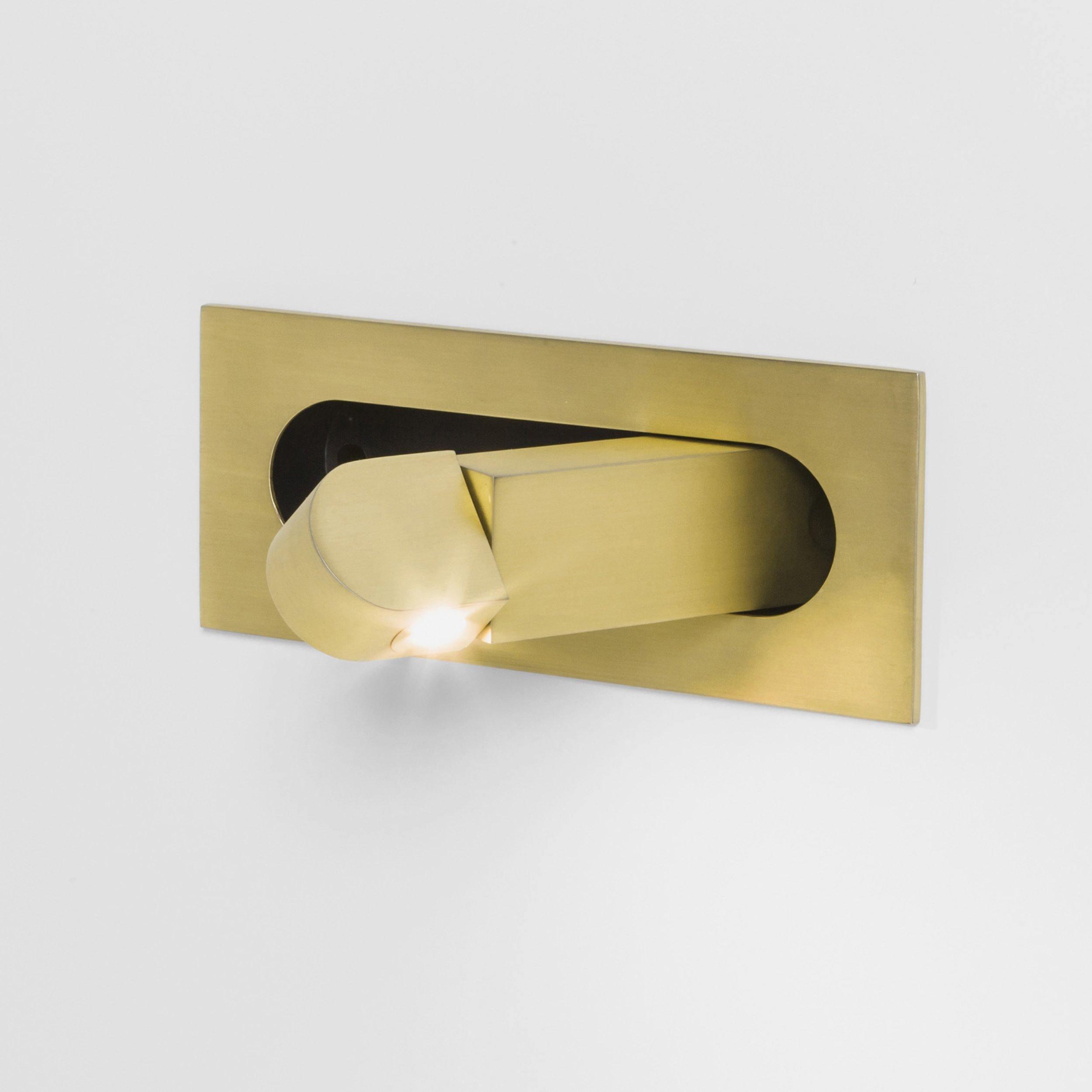 LumiNook – Justerbar natlampe til sengebord