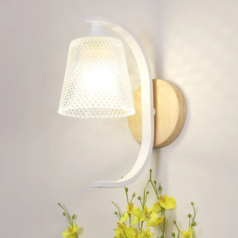 NordicBird Light – Trendy fuglevægslampe til soveværelse