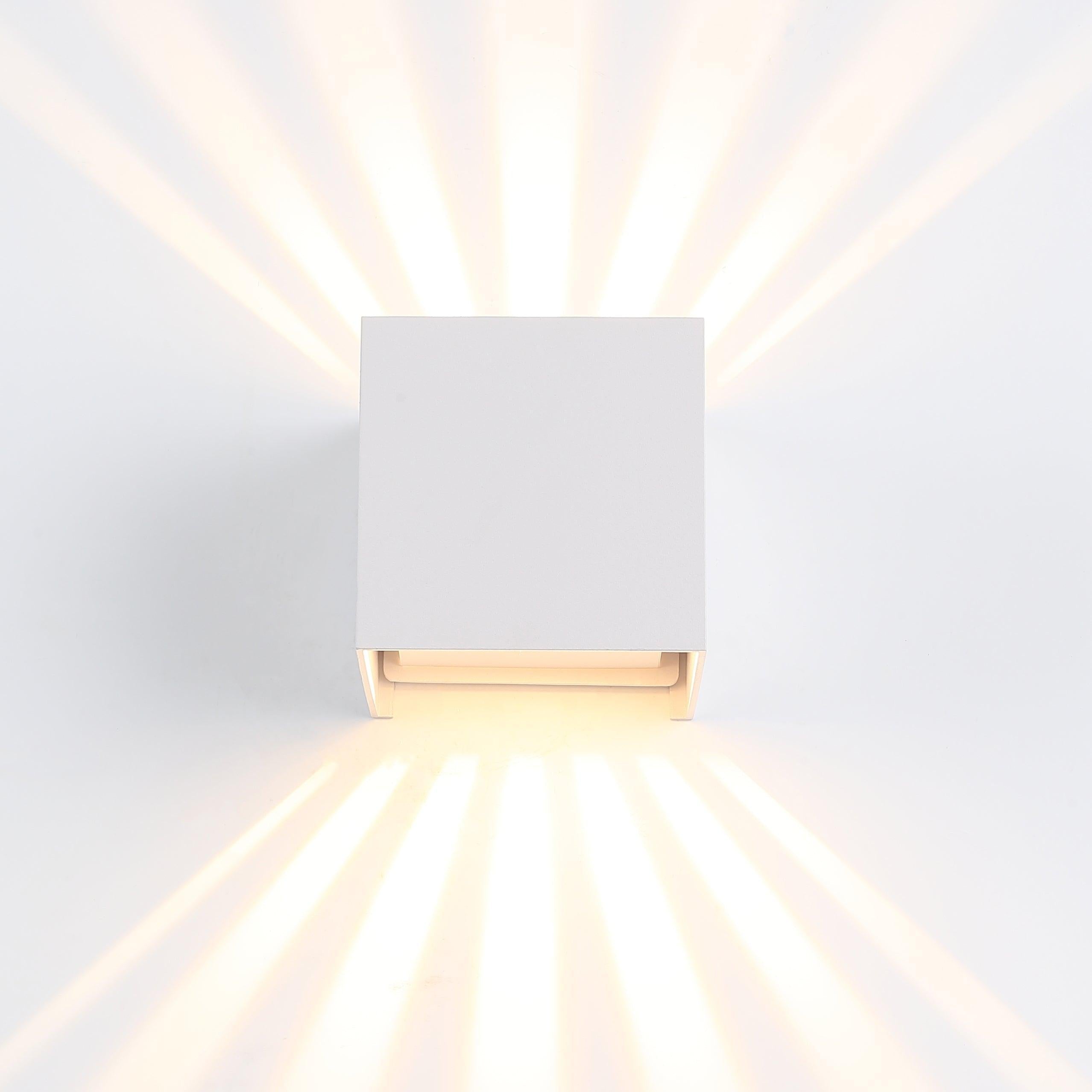 Sølvfarvet IP65 6W Udendørs Væglampe med Smuk Sunset Design