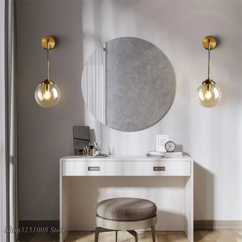 Moderne Nordic Væglampe - Elegant Glasbelysning til Hjemmet