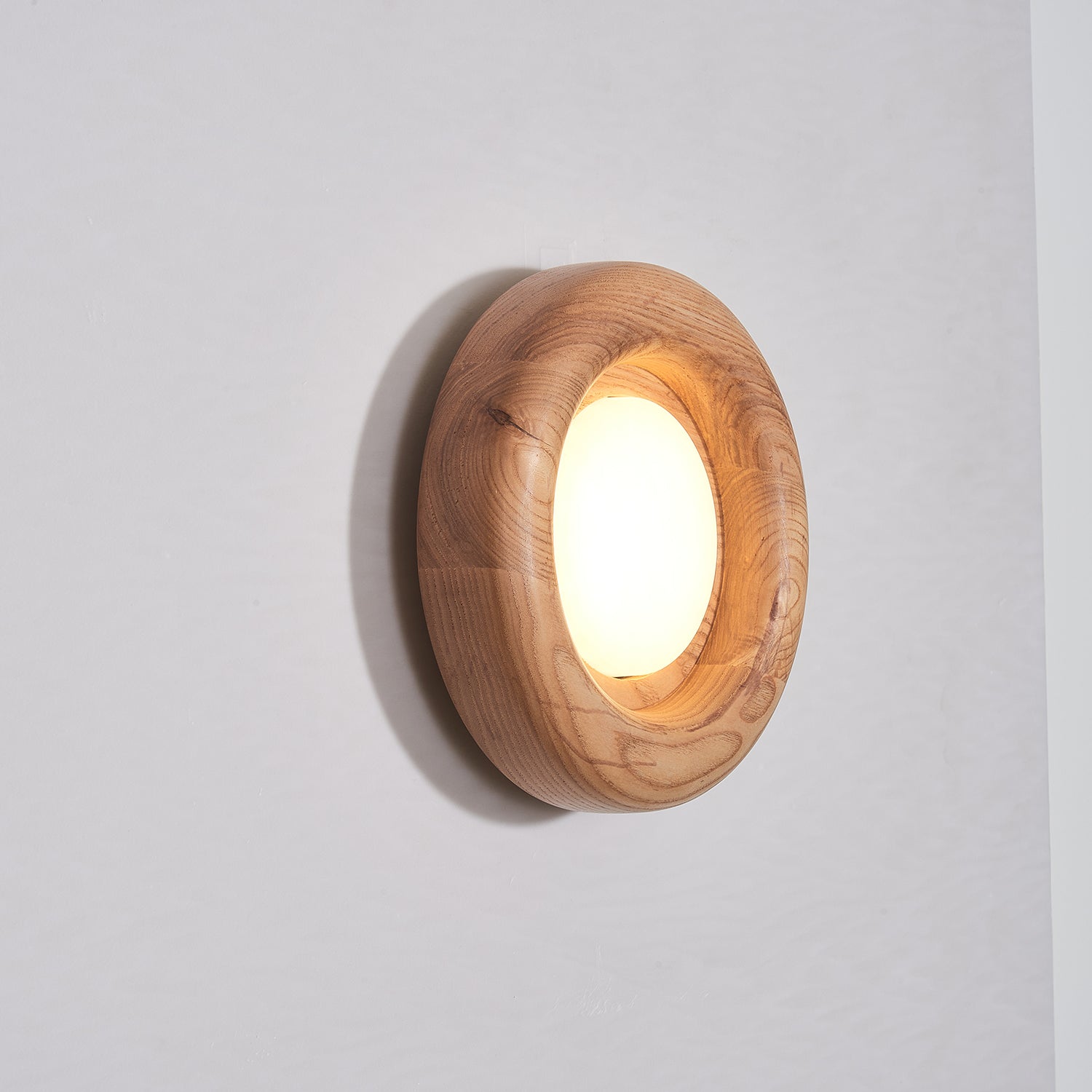 Orbitus Glow – Moderne Væglampe i Elegant Design til Stilfuld Belysning Inde og Ude