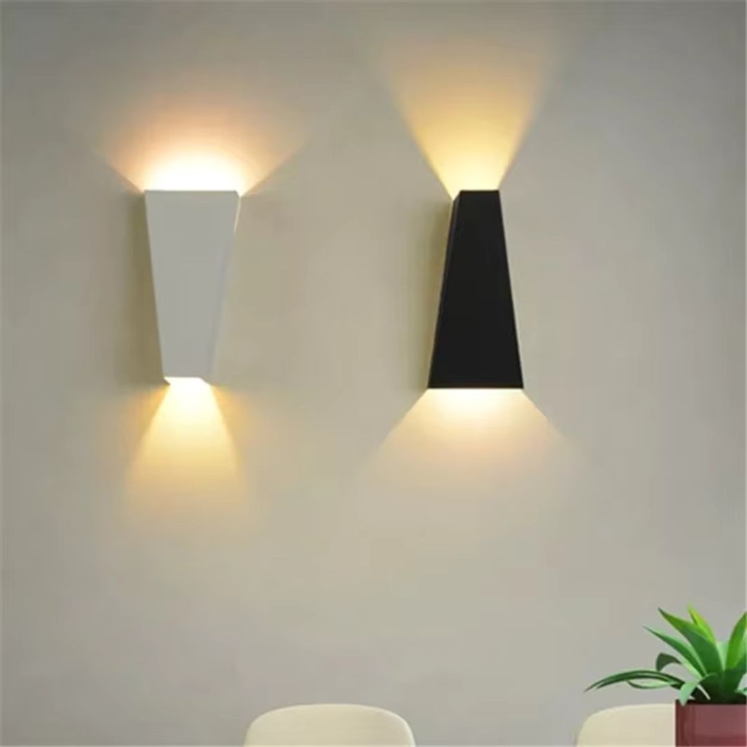 Luxe LED væglampe LumiFort – Forvandl dit interiør med stil!