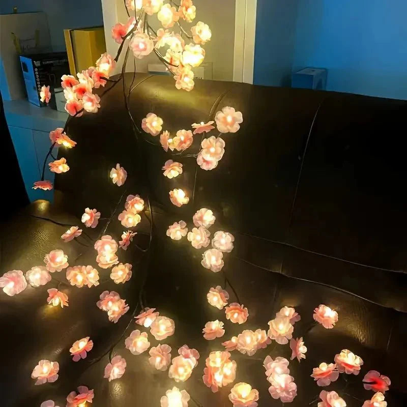 PetalGlow - Fortryllende Sakura LED Lyslenke
