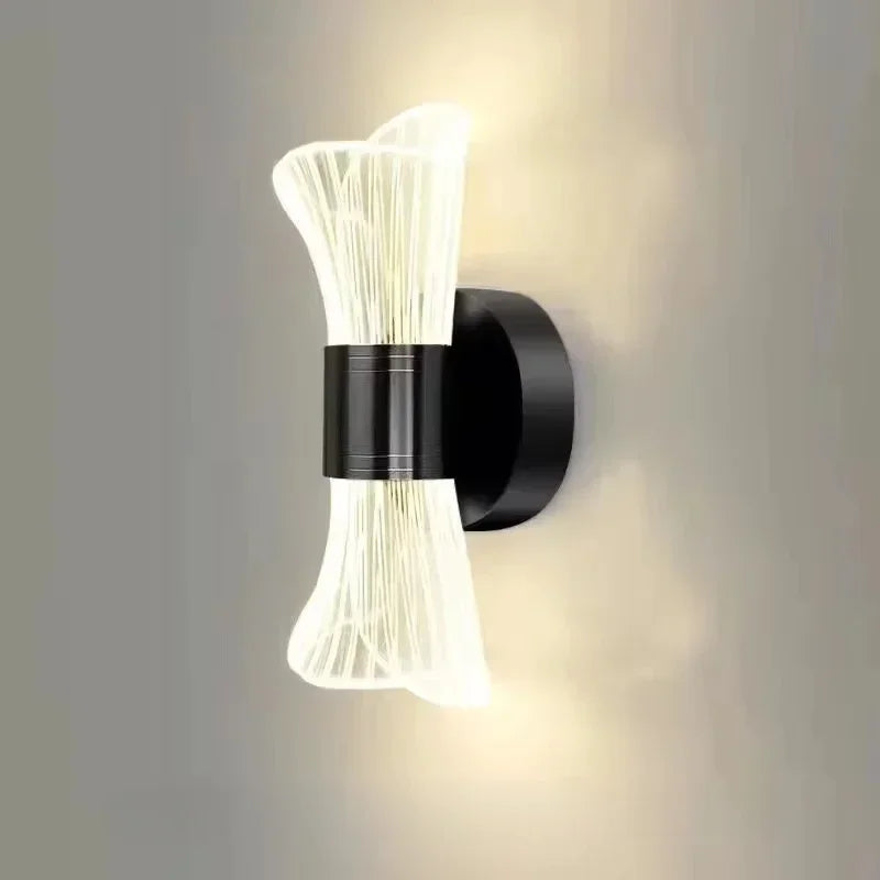 GlowCurve – Elegant LED væglampe til sove- og stuen