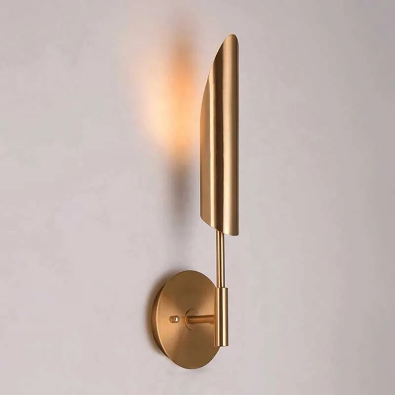 LuxeGlam - Guld Industriel Væglampe til Hjem og Hotel