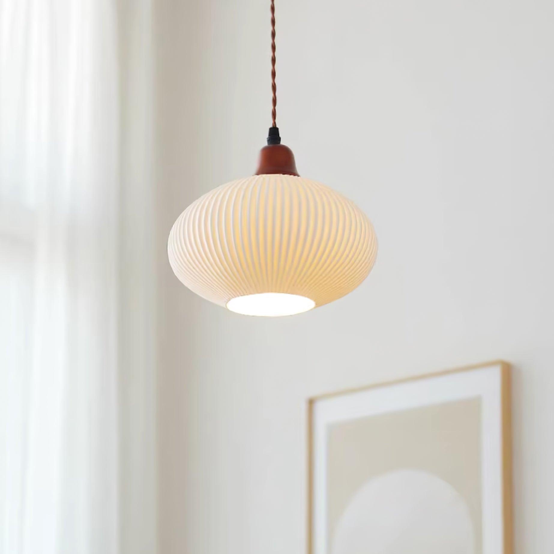 Sidra – Elegant Keramisk Pendellampe i Moderne Nordisk Design til Spisestue og Stue