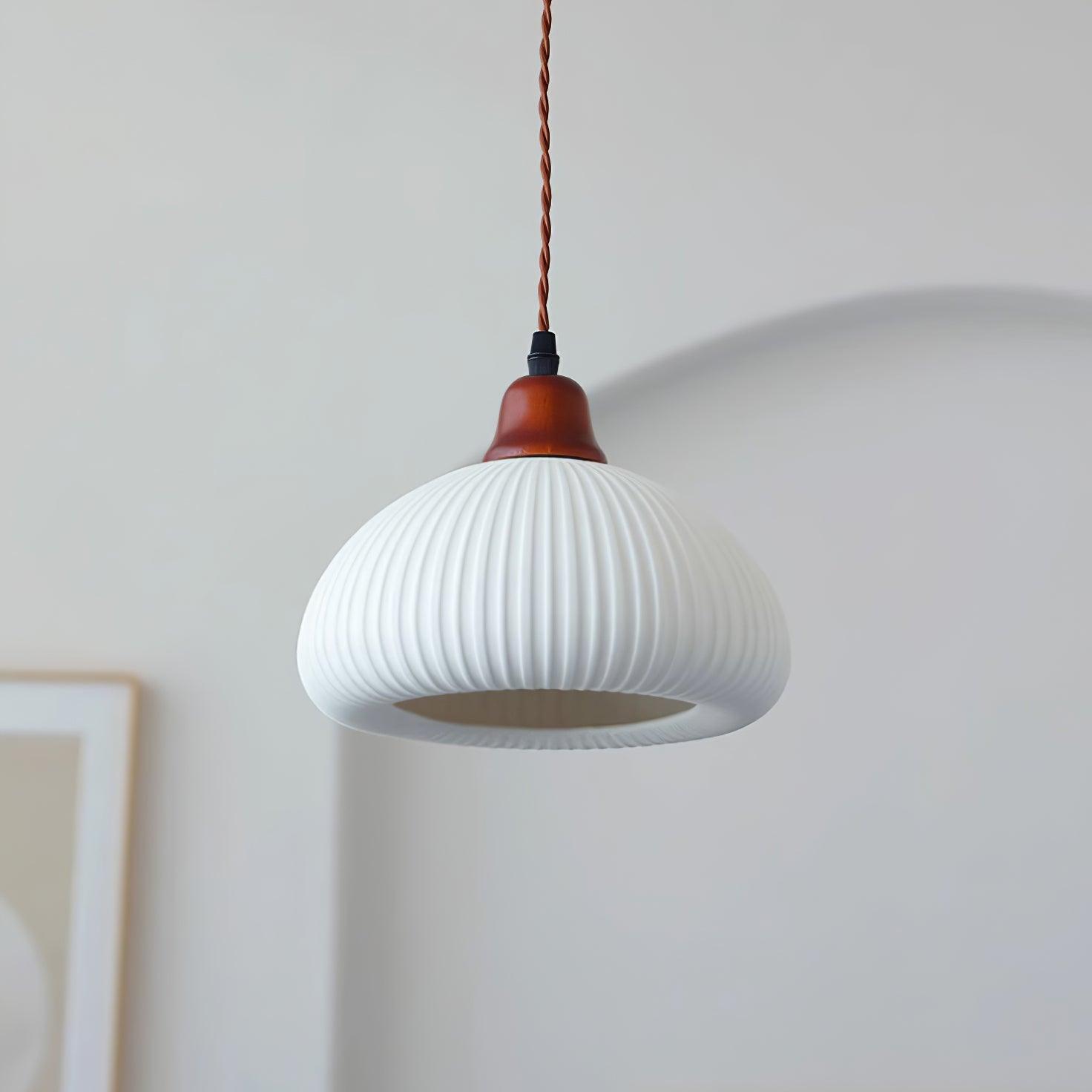 Sidra – Elegant Keramisk Pendellampe i Moderne Nordisk Design til Spisestue og Stue