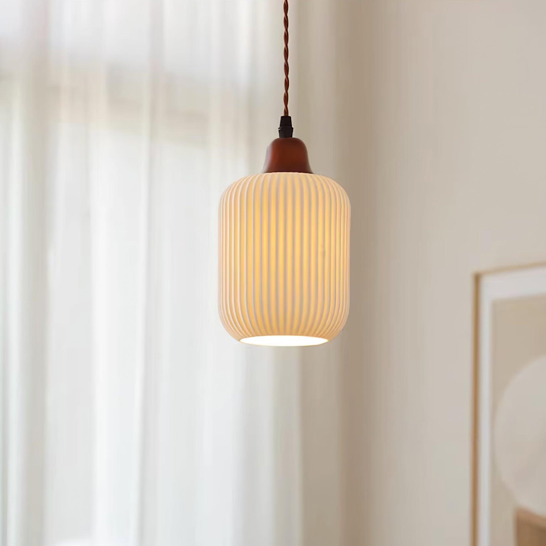 Sidra – Elegant Keramisk Pendellampe i Moderne Nordisk Design til Spisestue og Stue