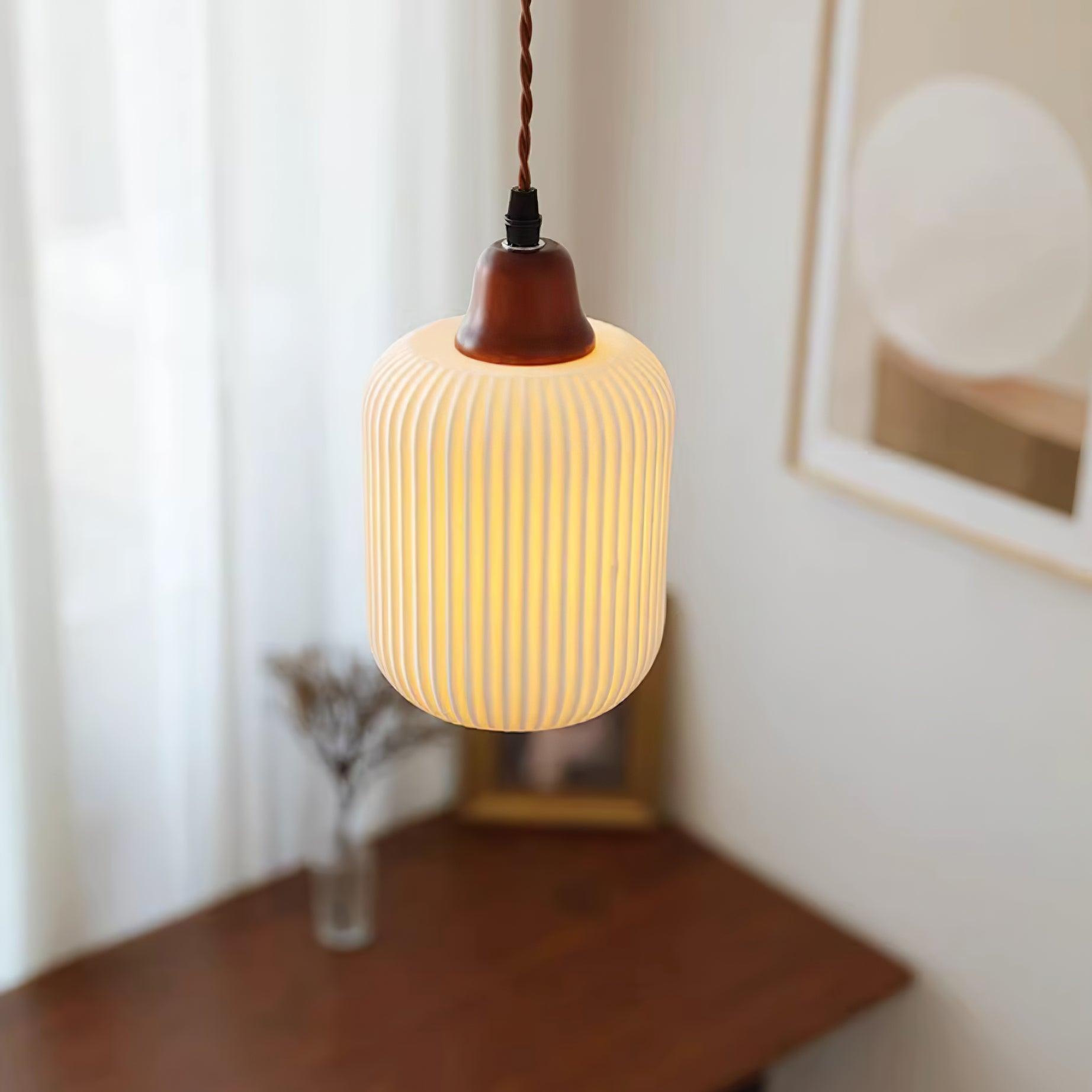 Sidra – Elegant Keramisk Pendellampe i Moderne Nordisk Design til Spisestue og Stue