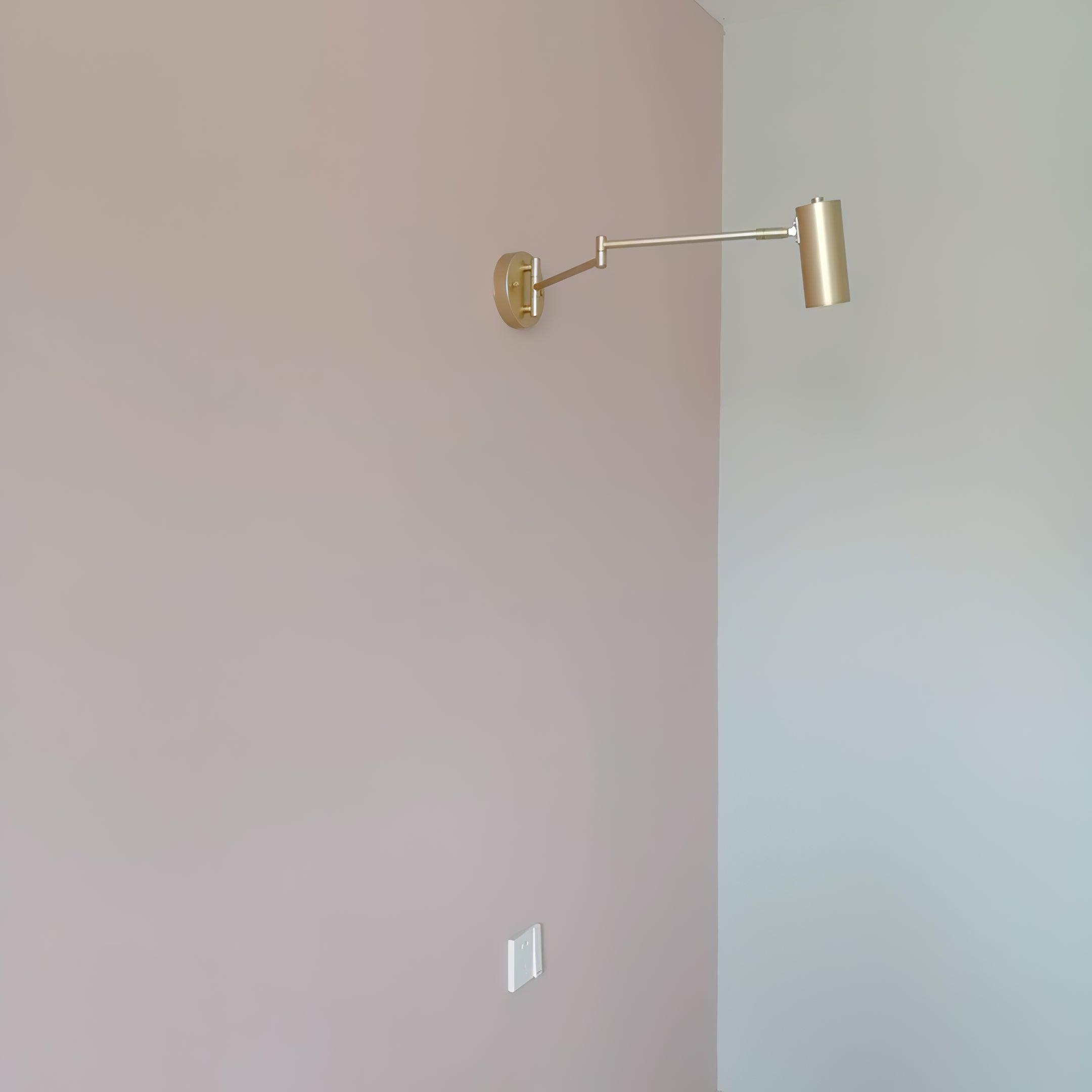 ModernGlow - Sleek væglampe af metal og acryl