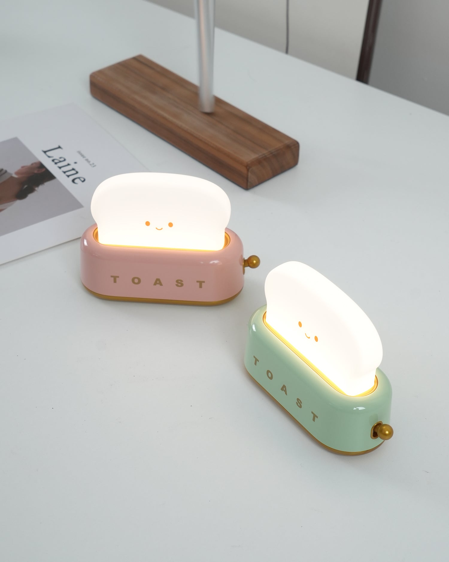 Design af brødrister bordlampe med indbygget batteri – Moderne stilfuld lampe til stue, soveværelse og kontor