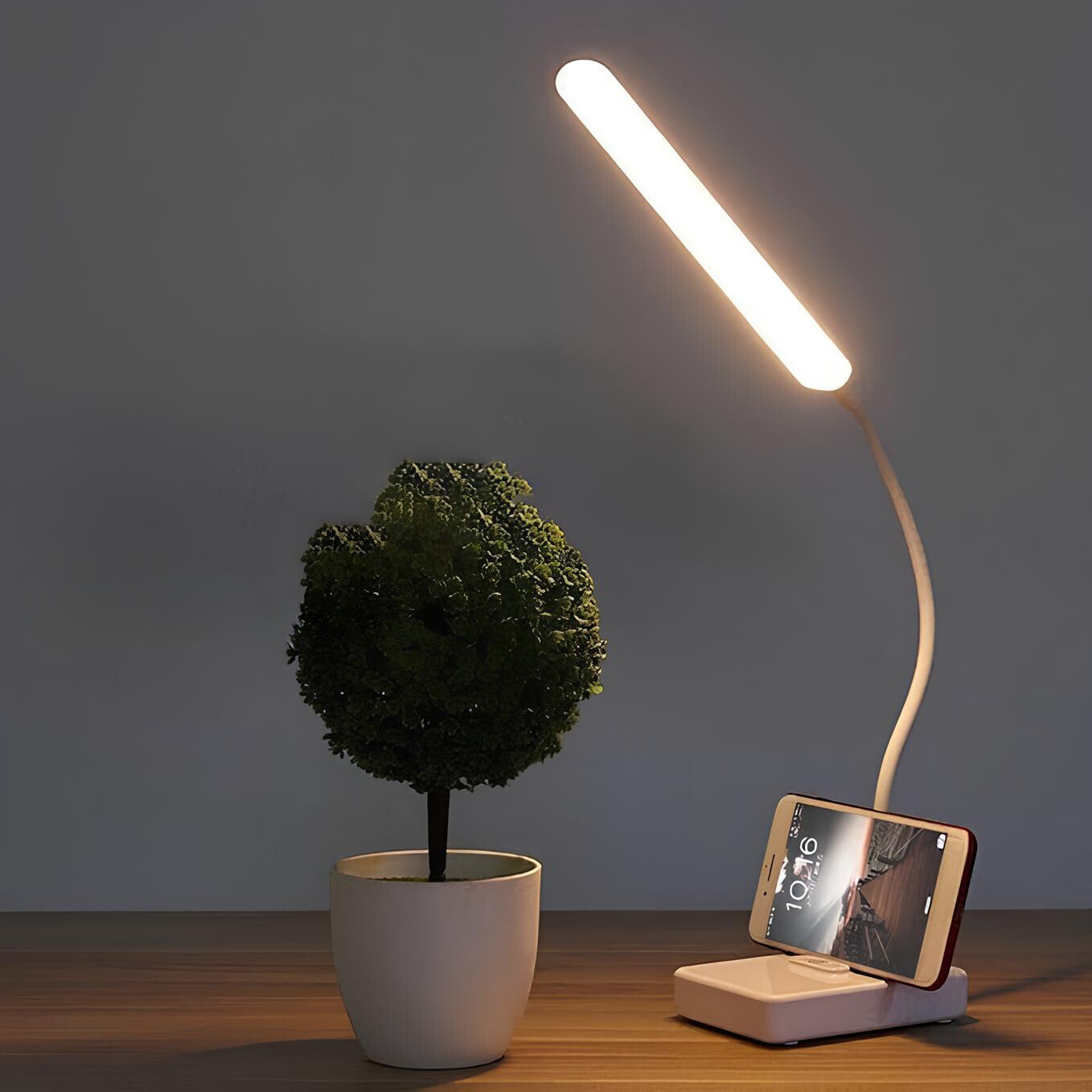 Flexible Desk Lamp - LumoFlex