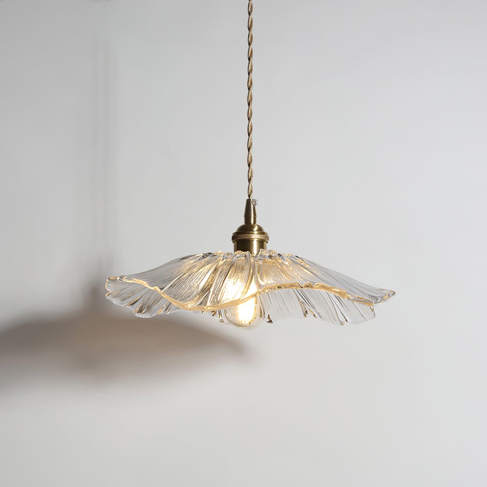 FloraGlass Pendant – Elegant Pendellampe i Blomsterglas til Romantisk og Dekorativ Indretning