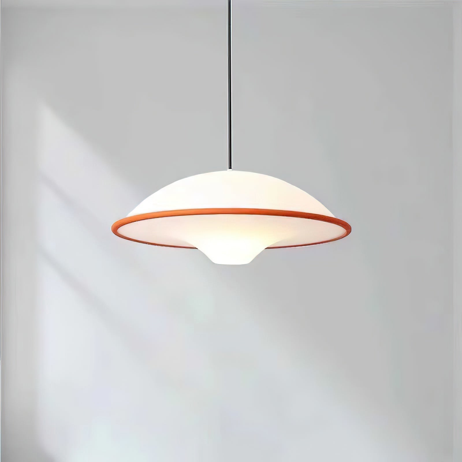 Fontana – Elegant Pendellampe i Moderne Design til Spisestue, Køkken og Stue
