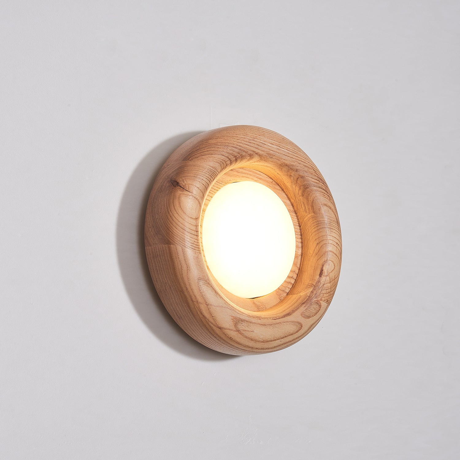 Orbitus Glow – Moderne Væglampe i Elegant Design til Stilfuld Belysning Inde og Ude