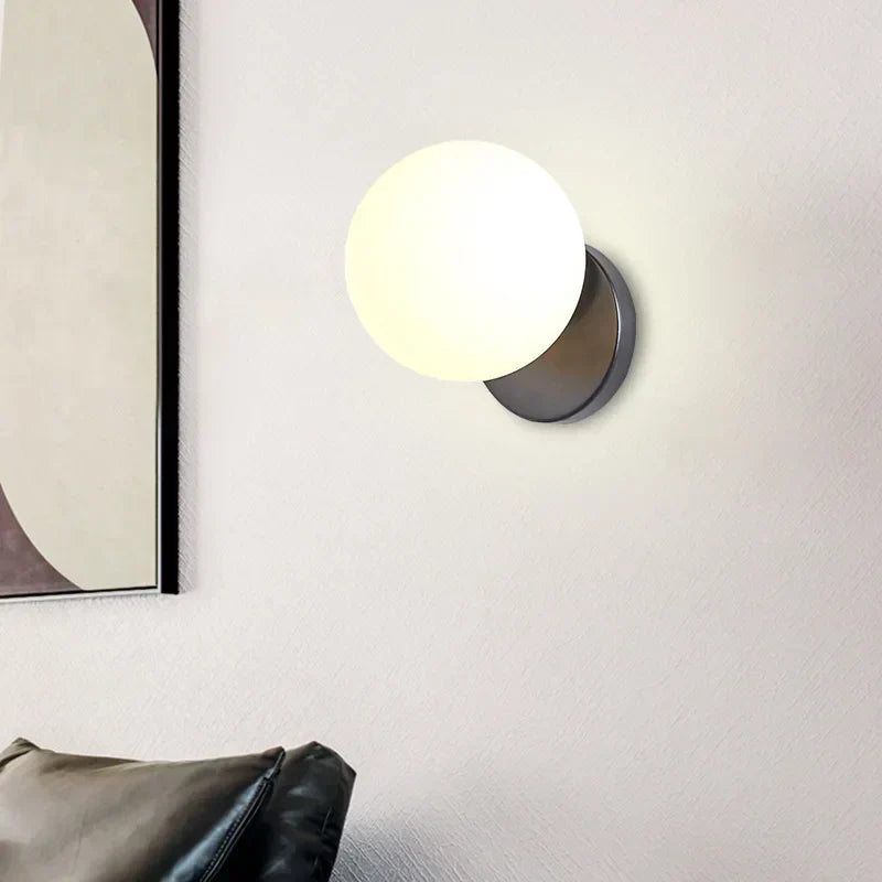 LuxeGlow - Elegant Guldlampen med Glas Kugle